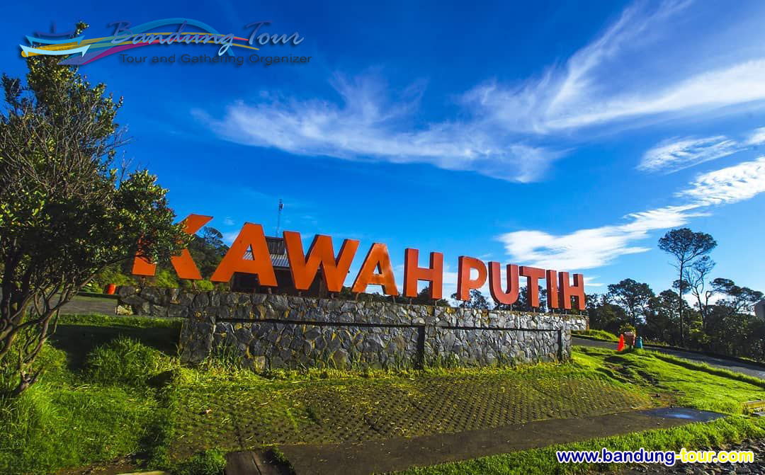 tour and travel bandung